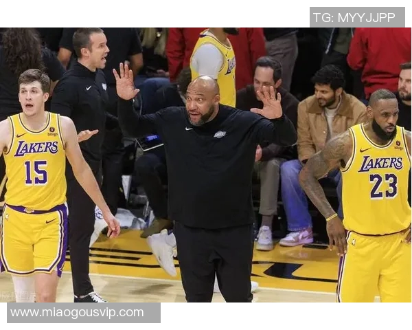 湖人主帅对球队传统基金不满,要求球员努力些 湖人主帅对球队传统基金不满,要求球员努力些