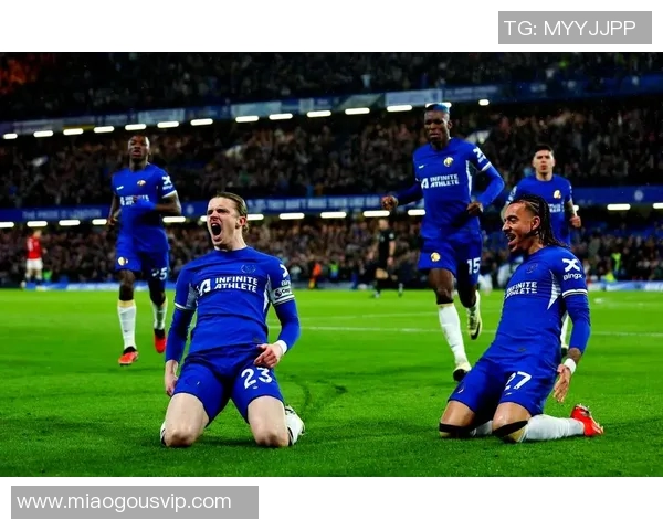 帕德博恩斯喷射出强力反弹，大放异彩展现实力优势