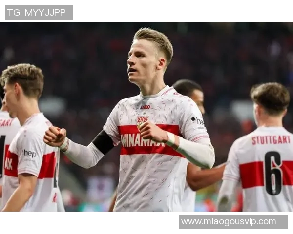 沃尔夫斯堡1-0险胜斯图加特,继续领跑德甲积分榜 沃尔夫斯堡1-0险胜斯图加特,继续领跑德甲积分榜