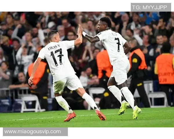 皇马连胜纪录终结，巴塞罗那将领跑西甲榜首位置